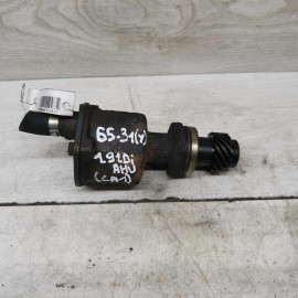 Вакуумный насос Volkswagen Passat B5, Volkswagen Passat B3 Audi 80 B4 Вакуумный насос Volkswagen Passat B5, Volkswagen Passat B3 Audi 80 B4