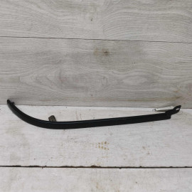 Накладка под фару правая Audi 80 B4 Накладка под фару правая Audi 80 B4