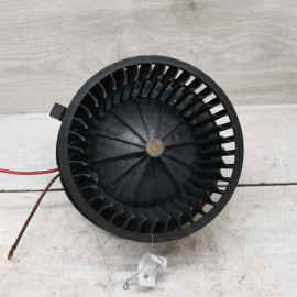 Моторчик печки салона Audi 80 B3, Volkswagen Passat B3, Audi 80 B4 Моторчик печки салона Audi 80 B3, Volkswagen Passat B3, Audi 80 B4