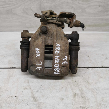 Суппорт задний левый Audi 80 B4