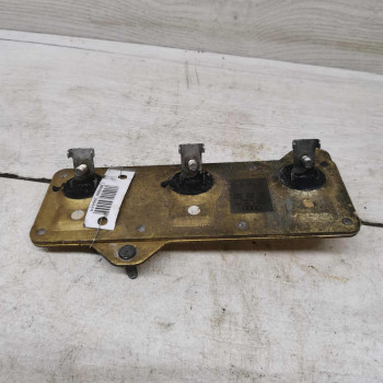 Реле вентилятора радиатора Audi 80 B4