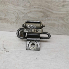 Петля двери передняя нижняя Audi 80 B4, Audi 80 b3