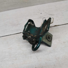 Петля двери передняя нижняя Audi 80 B4, Audi 80 b3