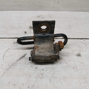 Петля двери передняя нижняя Audi 80 B4, Audi 80 b3