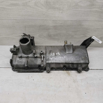 Клапанная крышка головки блока цилиндров Renault logan i 