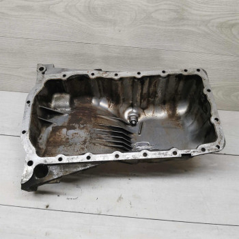 Поддон двигателя Volkswagen Passat B5, Audi A4 B5