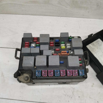 Блок предохранителей Kia Spectra II