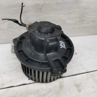 Моторчик печки салона Kia Carnival I рестайлинг Моторчик печки салона Kia Carnival I рестайлинг