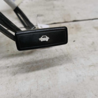 Трос капота Kia Carnival I рестайлинг