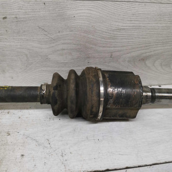 Полуось левая привод вал шрус Kia Carnival I рестайлинг