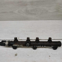 Рампа топливная Kia Carnival I рестайлинг