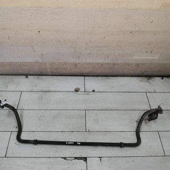 Стабилизатор передний Kia Carnival I рестайлинг