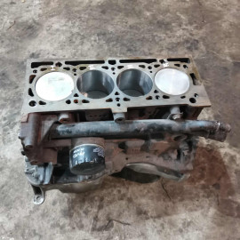 Блок двигателя 1.4i K7JA710 Renault logan I, lada largus, Renault dacia
