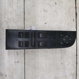 Блок управления стеклоподъёмниками Audi 100 C3 Блок управления стеклоподъёмниками Audi 100 C3
