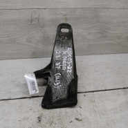 Кронштейн МКПП правый Audi 100 C3 Кронштейн МКПП правый Audi 100 C3