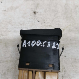 Кнопка обогрева сидений Audi 100 C3