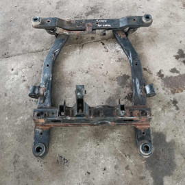 Балка передняя подрамник Kia Carnival I рестайлинг