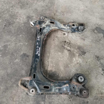 Балка передняя подрамник Audi 100 C3 Балка передняя подрамник Audi 100 C3