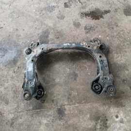 Балка передняя подрамник Audi 100 C3 Балка передняя подрамник Audi 100 C3