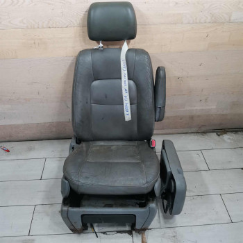 Сиденье переднее правое Kia Carnival I рестайлинг Сиденье переднее правое Kia Carnival I рестайлинг