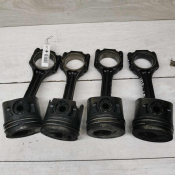 Поршень и шатун Audi 80 B4 Поршень и шатун Audi 80 B4