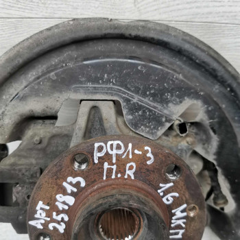 Кулак передний поворотный правый Renault Fluence I Кулак передний поворотный правый Renault Fluence I