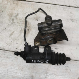 Цилиндр сцепления Toyota Avensis Verso I дорестайлинг Цилиндр сцепления Toyota Avensis Verso I дорестайлинг