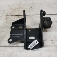 Кронштейн МКПП Toyota Avensis Verso I Кронштейн МКПП Toyota Avensis Verso I