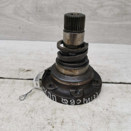 Фланец МКПП Volkswagen Golf 4, Skoda Octavia I A4 Фланец МКПП Volkswagen Golf 4, Skoda Octavia I A4