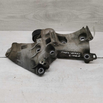 Кронштейн крепления компрессора кондиционера Renault Fluence I Кронштейн крепления компрессора кондиционера Renault Fluence I