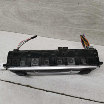 Блок управления печкой и климат контроль Renault Fluence I Блок управления печкой и климат контроль Renault Fluence I