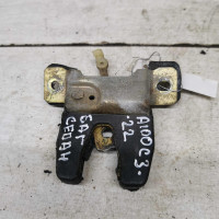 Замок крышки багажника Audi 100 C3 