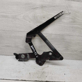 Петля капота левая Audi 100 C3