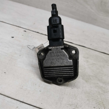 Датчик уровня масла Volkswagen Passat B5, Volkswagen Sharan, Seat Alhambra, Ford Galaxy