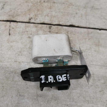 Сопротивление печки резистор Toyota Avensis Verso I