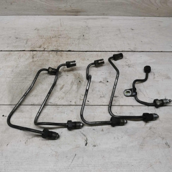 Трубка топливная Toyota Avensis Verso I комплект