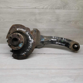 Цапфа задняя левая рычаг ступица Ford Focus 2 