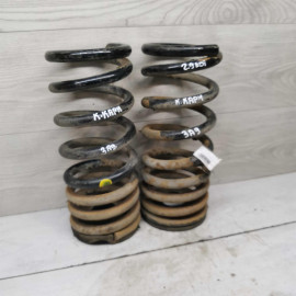 Пружина задняя Kia Carnival I рестайлинг