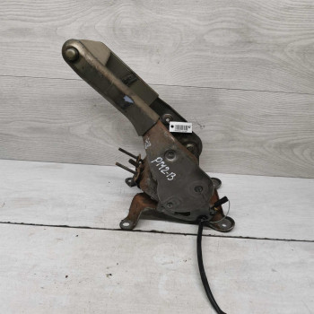 Рычаг стояночного тормоза ручник Renault Megane II рестайлинг Рычаг стояночного тормоза ручник Renault Megane II рестайлинг