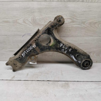 Рычаг передней подвески правый Volkswagen Passat B3, Volkswagen Passat B4, дефект Рычаг передней подвески правый Volkswagen Passat B3, Volkswagen Passat B4, дефект