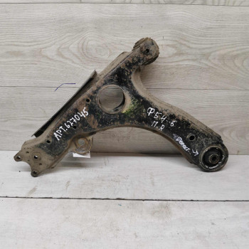 Рычаг передней подвески правый Volkswagen Passat B3, Volkswagen Passat B4, дефект Рычаг передней подвески правый Volkswagen Passat B3, Volkswagen Passat B4, дефект