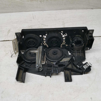 Блок управления печкой Volkswagen Passat B4
