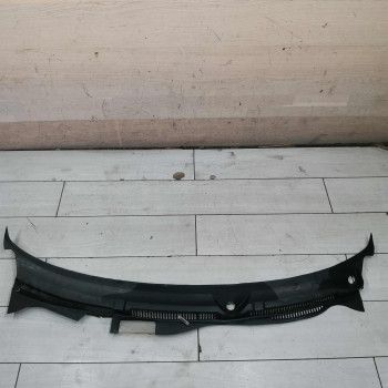 Декоративная накладка жабо дождевик водоотводящий щиток Volkswagen Golf 4, Volkswagen Bora