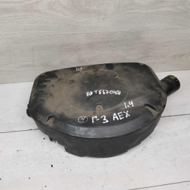 Корпус воздушного фильтра Volkswagen Golf 3 Корпус воздушного фильтра Volkswagen Golf 3