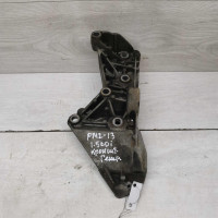 Кронштейн генератора Renault Megane II Кронштейн генератора Renault Megane II