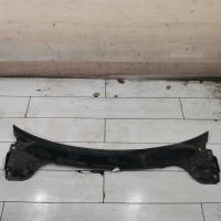 Декоративная накладка жабо дождевик водоотводящий щиток Renault Megane II Декоративная накладка жабо дождевик водоотводящий щиток Renault Megane II