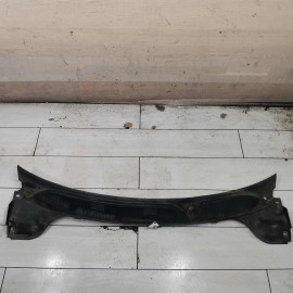 Декоративная накладка жабо дождевик водоотводящий щиток Renault Megane II