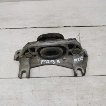 Кронштейн МКПП Renault Megane II