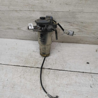 Кронштейн топливного фильтра Toyota Avensis t220 Кронштейн топливного фильтра Toyota Avensis t220