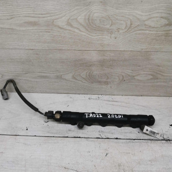 Рампа топливная Toyota Avensis t220